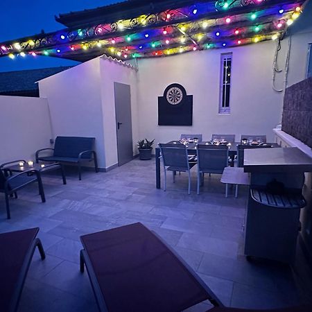 Appartement 4 A 8 Personnes, Spacieux De Standing Classe 4 Etoiles ニーム エクステリア 写真