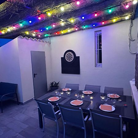 Appartement 4 A 8 Personnes, Spacieux De Standing Classe 4 Etoiles ニーム エクステリア 写真