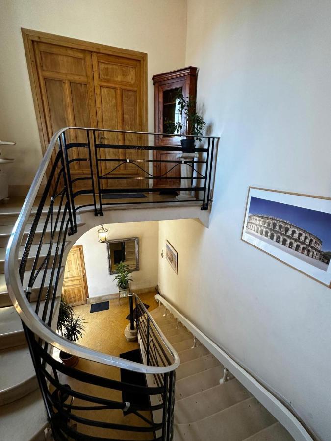 Appartement 4 A 8 Personnes, Spacieux De Standing Classe 4 Etoiles ニーム エクステリア 写真