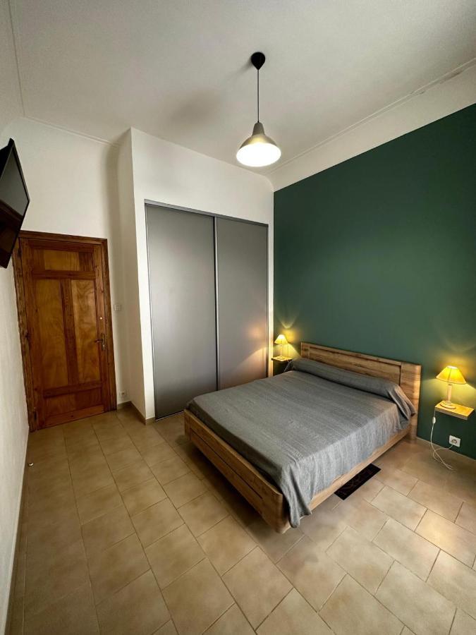 Appartement 4 A 8 Personnes, Spacieux De Standing Classe 4 Etoiles ニーム エクステリア 写真