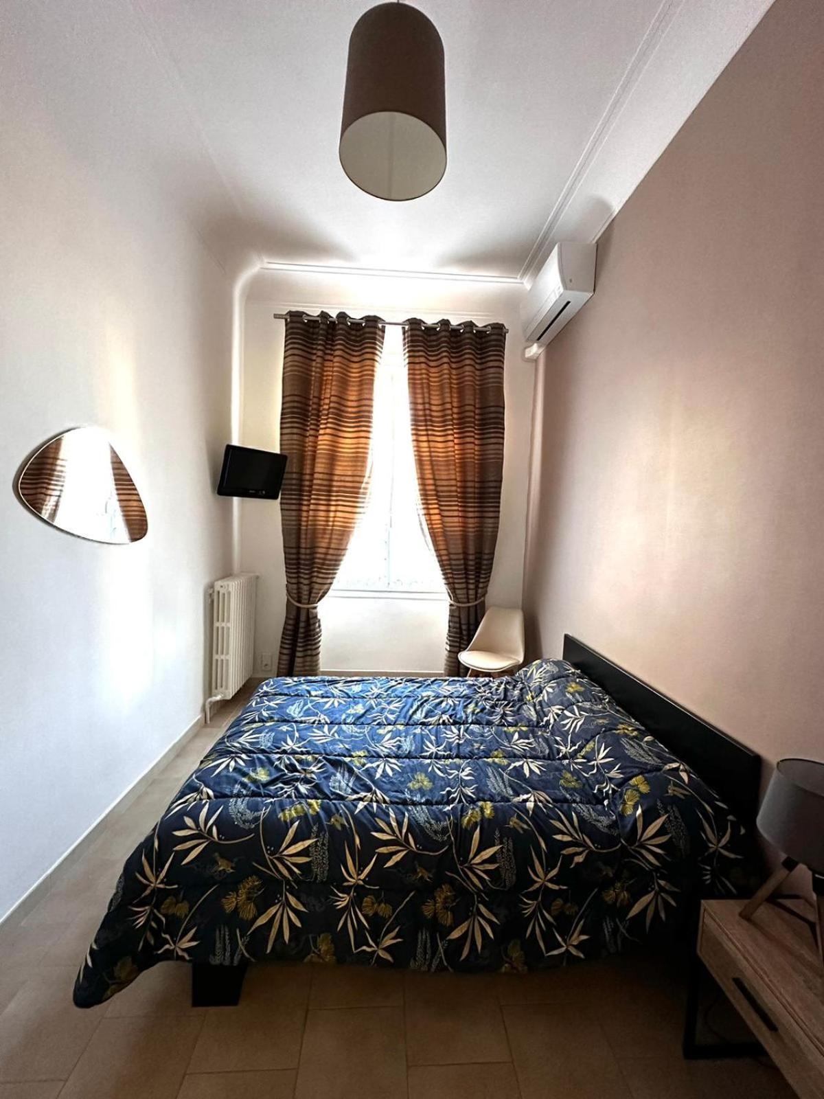Appartement 4 A 8 Personnes, Spacieux De Standing Classe 4 Etoiles ニーム エクステリア 写真